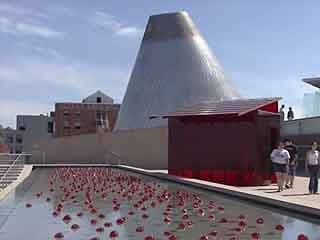  Tacoma:  Washington (U.S. state):  United States:  
 
 Museum of Glass